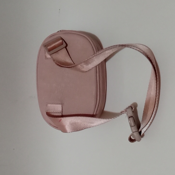 H & M fanny pack - Picture 2 of 6
